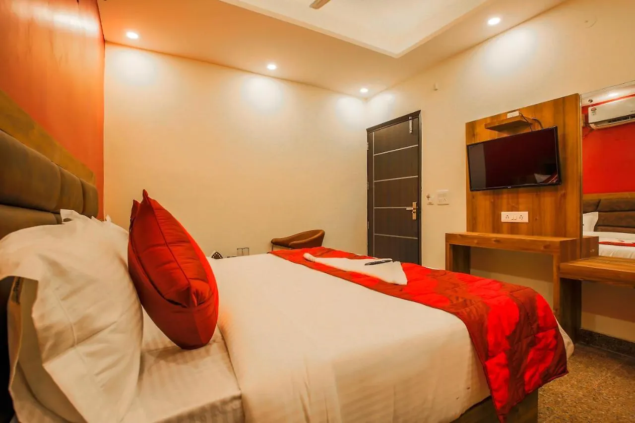 Hotel Embellish Inn New Delhi